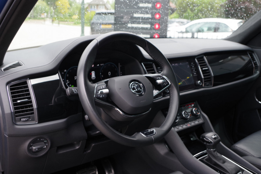 Škoda Kodiaq 1.5 TSI Business Laurin & Klement 7p, Trekhaak, Panoramadak, Canton Sound, 4 x Stoelverwarming