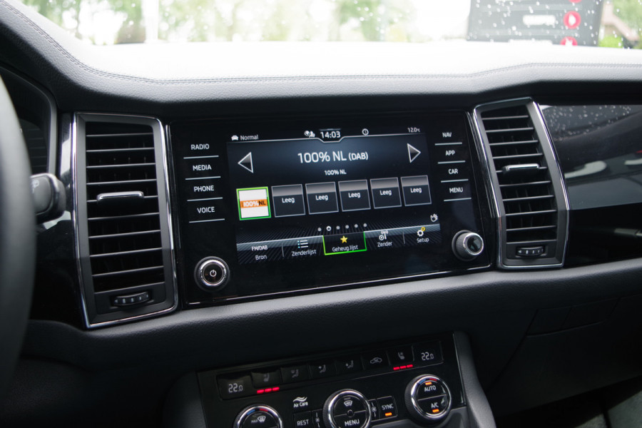 Škoda Kodiaq 1.5 TSI Business Laurin & Klement 7p, Trekhaak, Panoramadak, Canton Sound, 4 x Stoelverwarming
