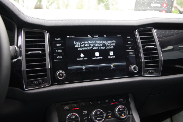 Škoda Kodiaq 1.5 TSI Business Laurin & Klement 7p, Trekhaak, Panoramadak, Canton Sound, 4 x Stoelverwarming