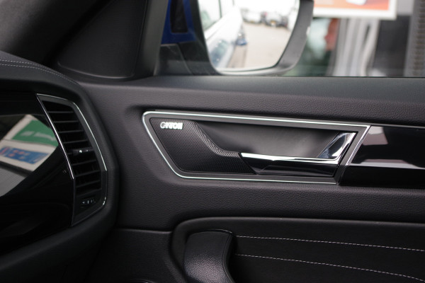 Škoda Kodiaq 1.5 TSI Business Laurin & Klement 7p, Trekhaak, Panoramadak, Canton Sound, 4 x Stoelverwarming