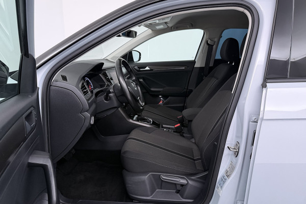Volkswagen T-Roc 1.5 TSI Style Automaat (NAVIGATIE, PARKEERSENSOREN, CARPLAY, STUURBEDIENING)