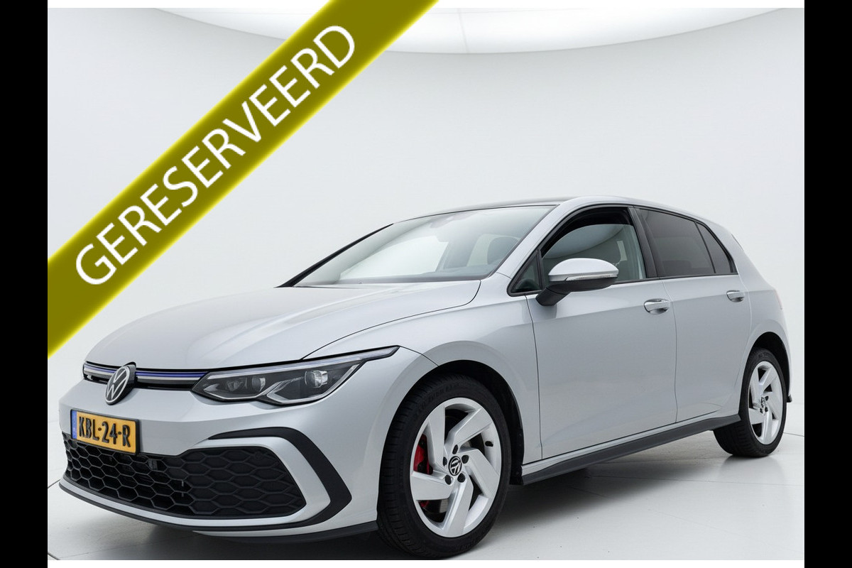 Volkswagen Golf GTE 245PK DSG HYBRID SPORT CAMERA/NAVI/IQ-LIGHT/HEAD-UP/SFEERVERL.