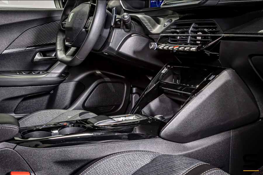 Peugeot 2008 1.2 Hybrid 136 Allure|ACC|Achteruitrijcamera