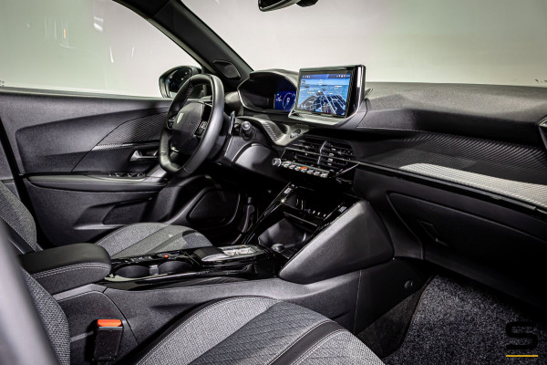 Peugeot 2008 1.2 Hybrid 136 Allure|ACC|Achteruitrijcamera