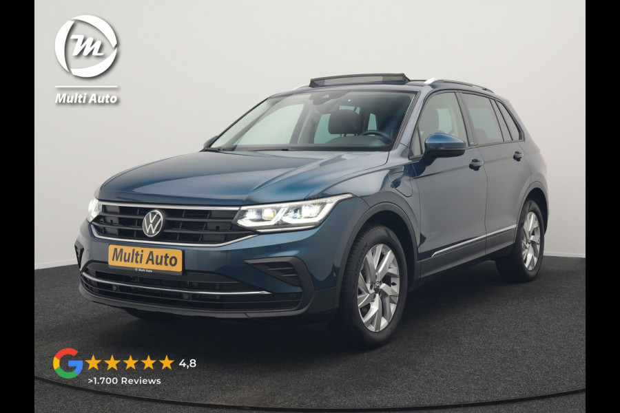 Volkswagen Tiguan 1.4 TSI eHybrid Active PHEV 245pk Dealer O.H. | Trekhaak Af Fabriek | Panodak | Adaptive Cruise | Camera | Voorstoelen Verwarmd | IQ Light | Sfeerverlichting | Stuur Verwarmd | Keyless | Blis | Apple Carplay | Plug In Hybrid |