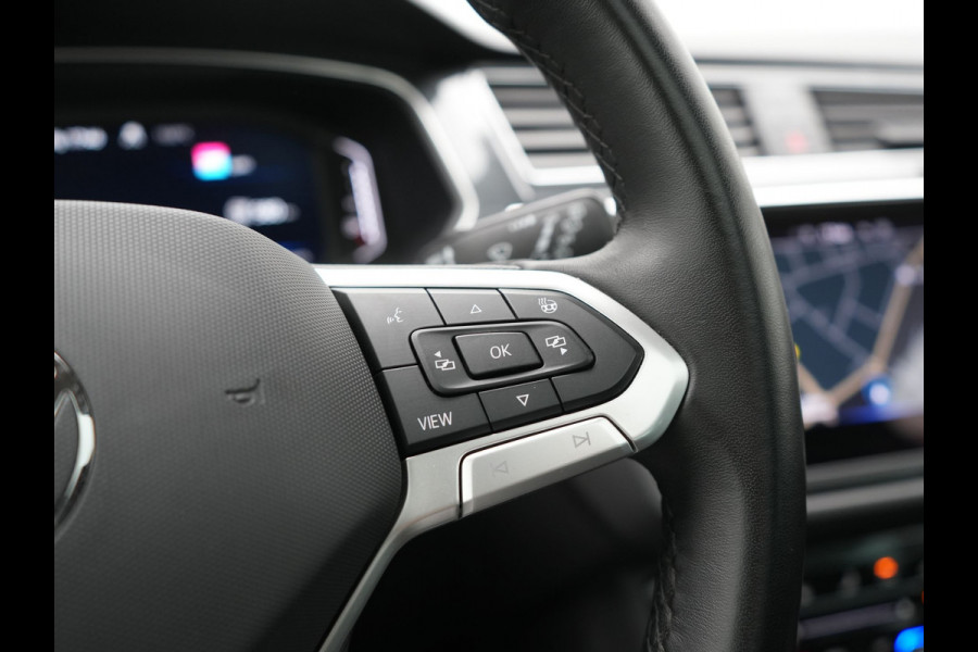 Volkswagen Tiguan 1.4 TSI eHybrid Active PHEV 245pk Dealer O.H. | Trekhaak Af Fabriek | Panodak | Adaptive Cruise | Camera | Voorstoelen Verwarmd | IQ Light | Sfeerverlichting | Stuur Verwarmd | Keyless | Blis | Apple Carplay | Plug In Hybrid |