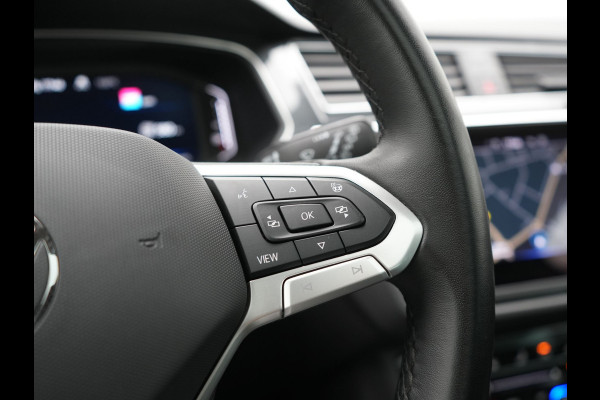 Volkswagen Tiguan 1.4 TSI eHybrid Active PHEV 245pk Dealer O.H. | Trekhaak Af Fabriek | Panodak | Adaptive Cruise | Camera | Voorstoelen Verwarmd | IQ Light | Sfeerverlichting | Stuur Verwarmd | Keyless | Blis | Apple Carplay | Plug In Hybrid |