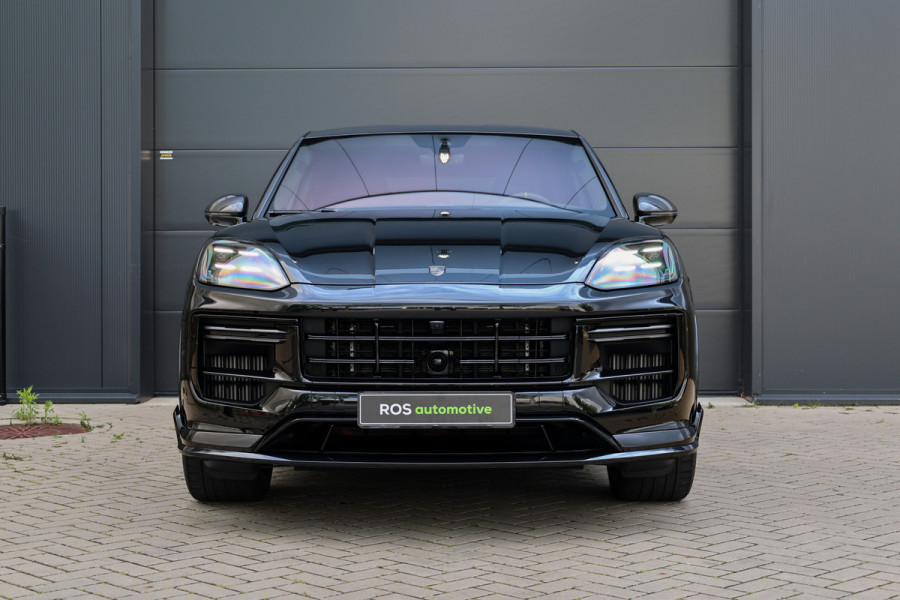 Porsche Cayenne Coupé 4.0 Turbo E-Hybrid GT | NAP! | TECHART | LICHTGEWICHT PAKKET | BURMESTER | 4WIELSTUURING | HUD | KERAMISCH |