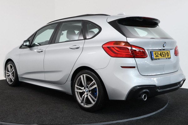 BMW 2 Serie Active Tourer 218i Executive Launch Edition M-Sport (M-PAKKET, PANORAMADAK, CAMERA, LED, PDC, DEALER ONDERHOUDEN)