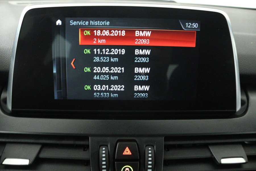 BMW 2 Serie Active Tourer 218i Executive Launch Edition M-Sport (M-PAKKET, PANORAMADAK, CAMERA, LED, PDC, DEALER ONDERHOUDEN)