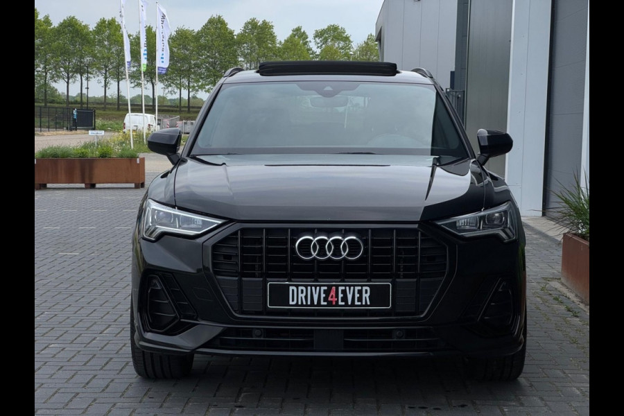 Audi Q3 35 TFSI 3x S Line PANORAMADAK NAVI LEDER LED SPORTVELGEN