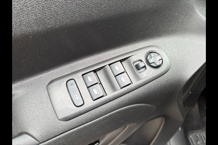 Opel Combo Life 1.2 turbo GARANTIE NIEUW-STAAT TREKHAAK!