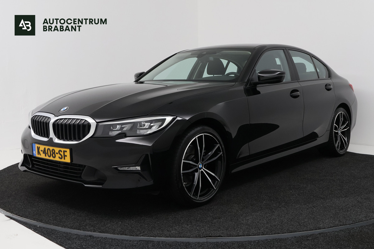 BMW 3 Serie 318i Executive Edition (NAVIGATIE, CARPLAY, LED, DEALER ONDERHOUDEN)