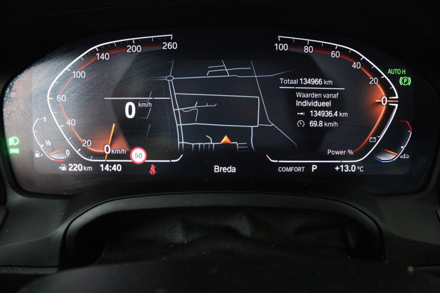 BMW 3 Serie 318i Executive Edition (NAVIGATIE, CARPLAY, LED, DEALER ONDERHOUDEN)