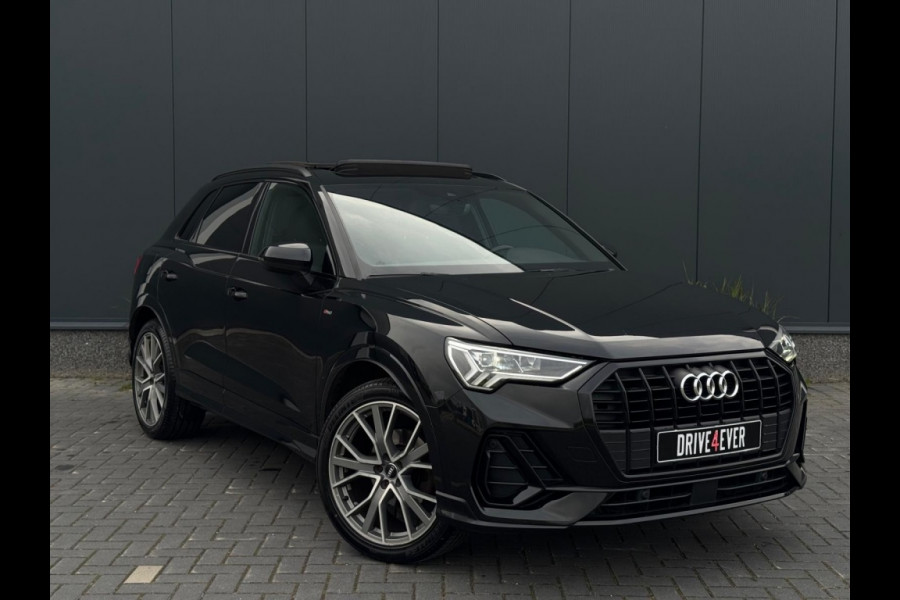 Audi Q3 35 TFSI 3x S Line PANORAMADAK NAVI LEDER LED SPORTVELGEN