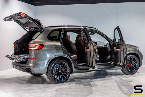 BMW X5 XDrive45e High Executive|H&K|Pano|22inch|M-sport PRO