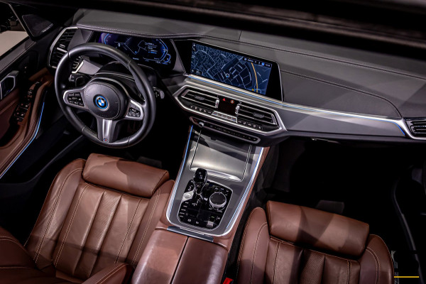 BMW X5 XDrive45e High Executive|H&K|Pano|22inch|M-sport PRO