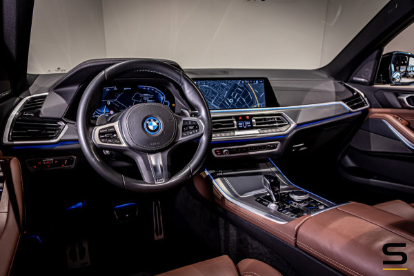 BMW X5 XDrive45e High Executive|H&K|Pano|22inch|M-sport PRO