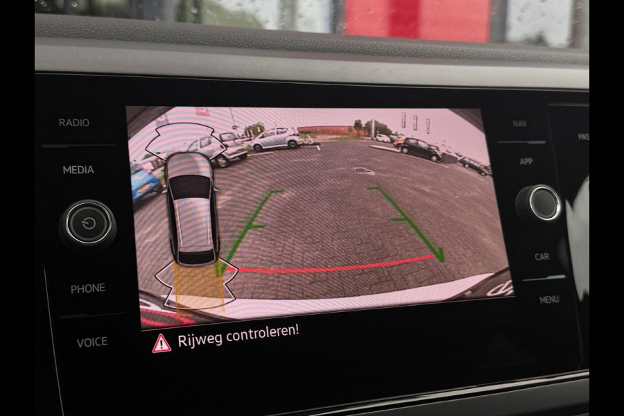 Volkswagen Taigo 1.0 R-Line DSG-7 | Camera | Parksens | Stoelverwarming | LED | ACC | Carplay