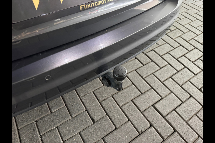 Volkswagen Touran 1.5 TSI Highline Business 7p Trekhaak|Camera