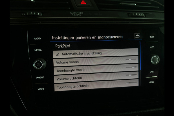 Volkswagen Touran 1.5 TSI Highline Business 7p Trekhaak|Camera