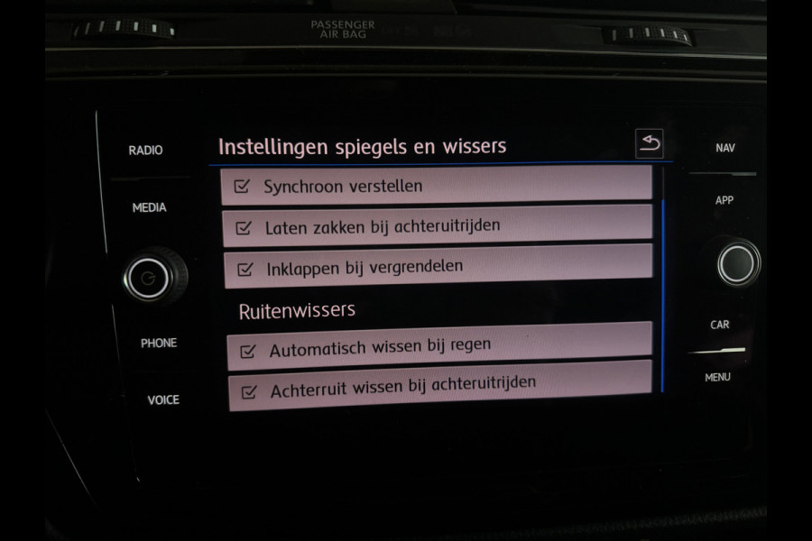 Volkswagen Touran 1.5 TSI Highline Business 7p Trekhaak|Camera