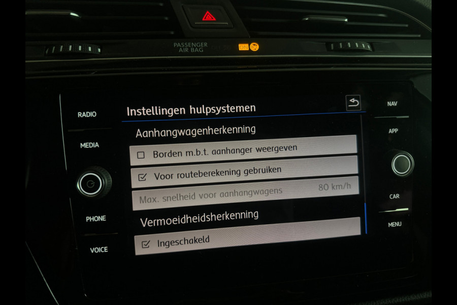 Volkswagen Touran 1.5 TSI Highline Business 7p Trekhaak|Camera