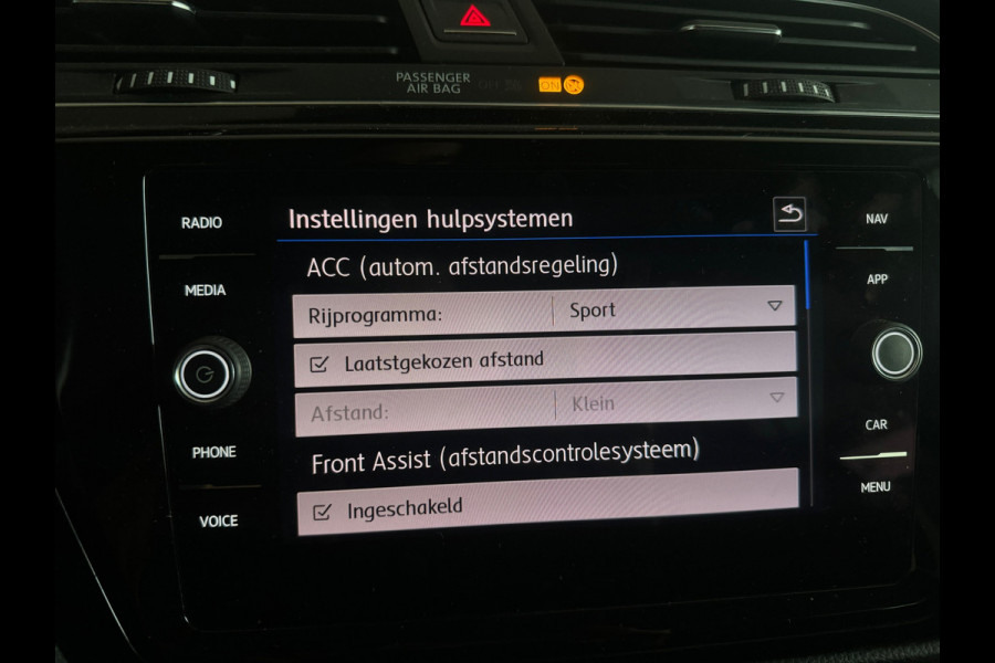Volkswagen Touran 1.5 TSI Highline Business 7p Trekhaak|Camera