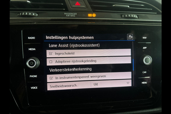 Volkswagen Touran 1.5 TSI Highline Business 7p Trekhaak|Camera