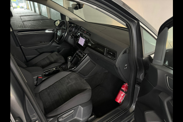 Volkswagen Touran 1.5 TSI Highline Business 7p Trekhaak|Camera