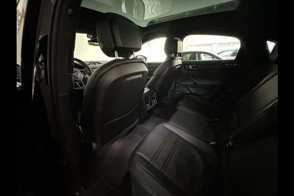 Porsche Cayenne Coupé 3.0 Pano|Sportuitlaat|Chrono|Luchtvering