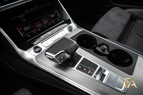 Audi A6 Avant 55 TFSIe S edition Competition