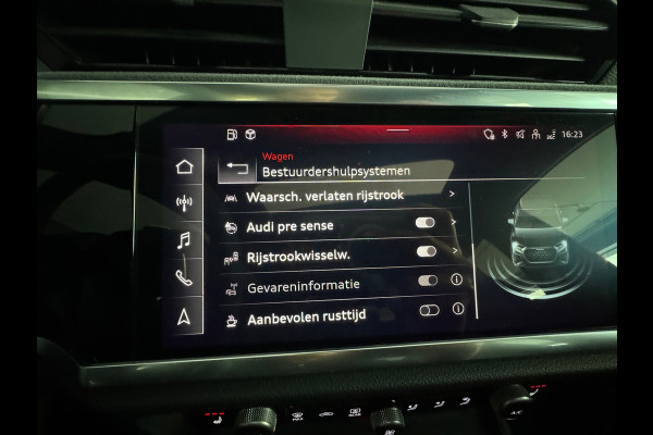 Audi RSQ3 Sportback 2.5 TFSI Pano|Memory|Sonos|RS Seat|Trekhaak