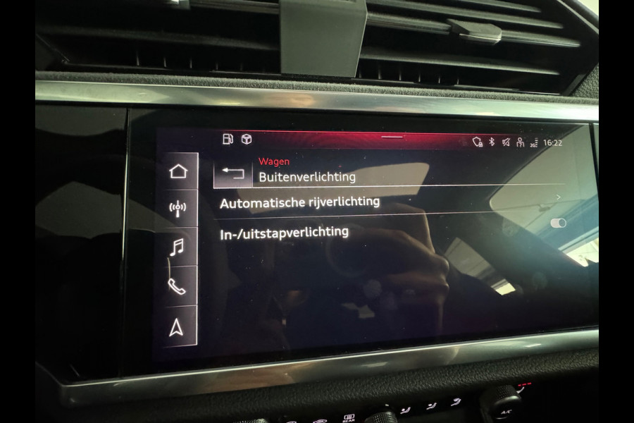 Audi RSQ3 Sportback 2.5 TFSI Pano|Memory|Sonos|RS Seat|Trekhaak