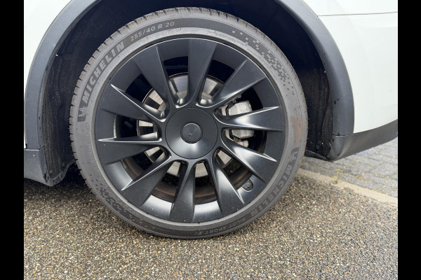 Tesla Model Y Long Range AWD 75 kWh 20 INCH INDUCTION VELGEN | 1E EIGENAAR | ORIGINEEL NEDERLANDSE AUTO MET NAP | TESLA FABRIEKSGARANTIE TOT 03-2027 |