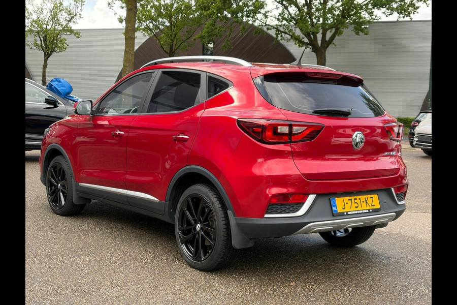 MG Mg Zs EV Luxury 45 kWh SOH 94% | ORIGINEEL NL AUTO | KEURIG NETJES ONDERHOUDEN | 18 INCH VELGEN + ALL SEASON BANDEN | PANO | LEER | STOELVERWARMING | FULL OPTIONS | RIJKLAAR PRIJS MET 12 MND BOVAG GARANTIE