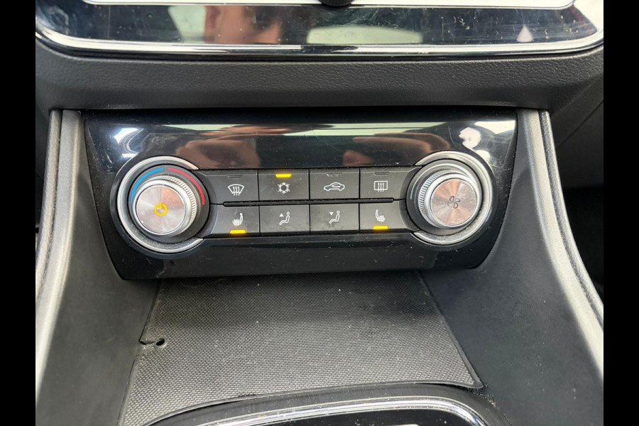 MG Mg Zs EV Luxury 45 kWh SOH 94% | ORIGINEEL NL AUTO | KEURIG NETJES ONDERHOUDEN | 18 INCH VELGEN + ALL SEASON BANDEN | PANO | LEER | STOELVERWARMING | FULL OPTIONS | RIJKLAAR PRIJS MET 12 MND BOVAG GARANTIE