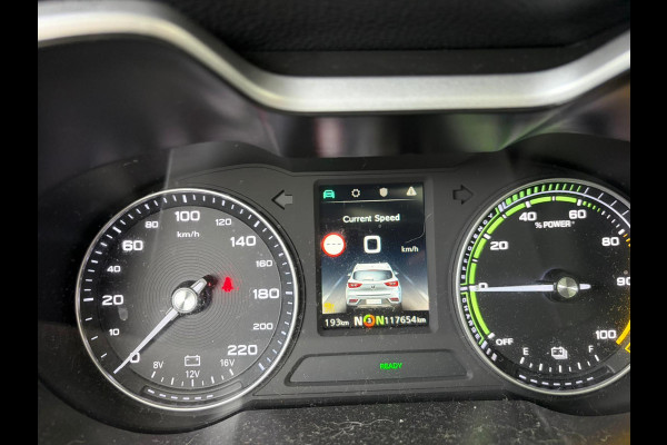 MG Mg Zs EV Luxury 45 kWh SOH 94% | ORIGINEEL NL AUTO | KEURIG NETJES ONDERHOUDEN | 18 INCH VELGEN + ALL SEASON BANDEN | PANO | LEER | STOELVERWARMING | FULL OPTIONS | RIJKLAAR PRIJS MET 12 MND BOVAG GARANTIE