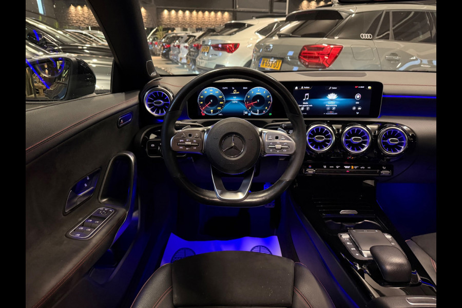Mercedes-Benz CLA-Klasse 250 AMG|PANO|SFEER|BOMVOL!