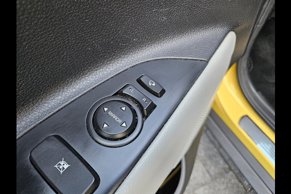 Kia Stonic 1.0 T-GDi DynamicLine Carplay! Camera! Navigatie! Nette Auto! Dealer Onderhouden!