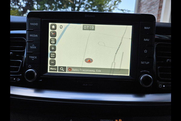Kia Stonic 1.0 T-GDi DynamicLine Carplay! Camera! Navigatie! Nette Auto! Dealer Onderhouden!