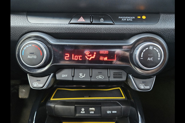 Kia Stonic 1.0 T-GDi DynamicLine Carplay! Camera! Navigatie! Nette Auto! Dealer Onderhouden!