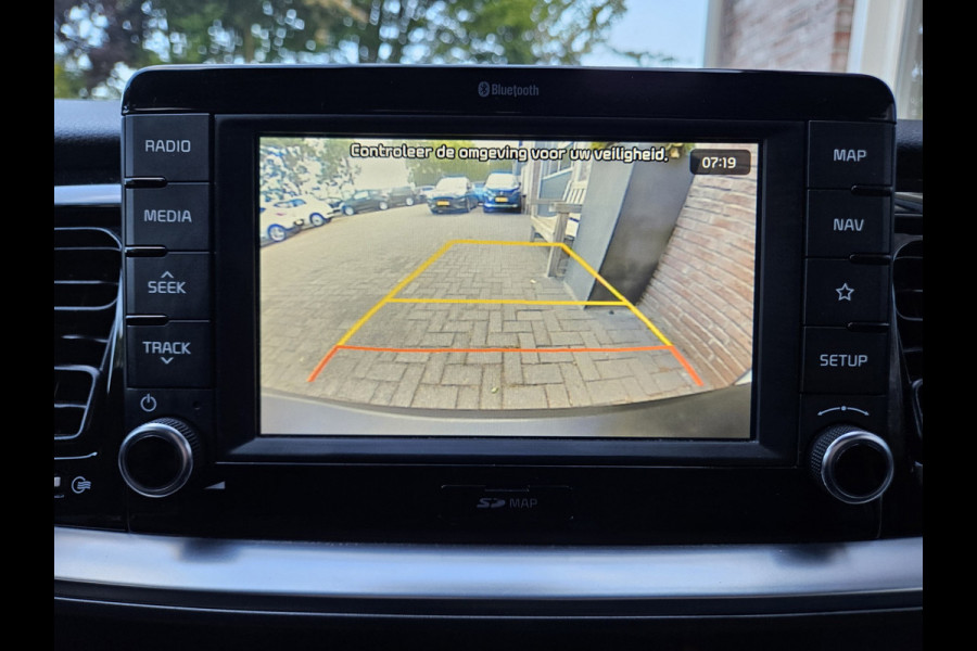Kia Stonic 1.0 T-GDi DynamicLine Carplay! Camera! Navigatie! Nette Auto! Dealer Onderhouden!