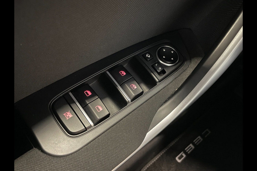 Kia Ceed Sportswagon 1.0 T-GDi DynamicLine|120PK|APPLE CARPLAY/ANDROID AUTO|CAMERA|CRUISE+CLIMATE|PDC|1e EIG|INCL.BTW|NL-AUTO|NAP|