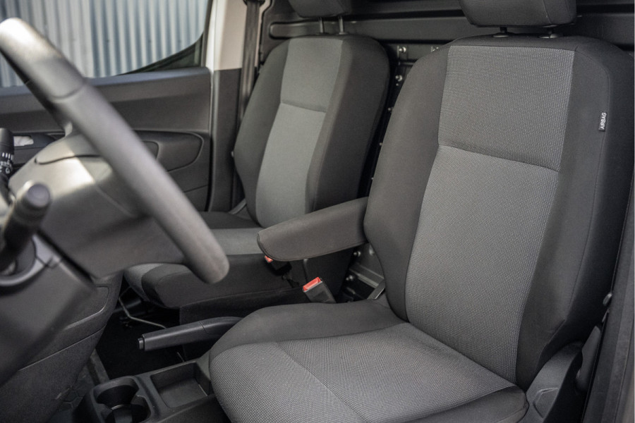 Opel Combo 1.5 D L2H1 | 1e Eigenaar | Cruise | PDC | Airco | Trekhaak