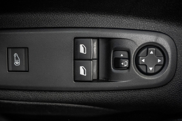 Opel Combo 1.5 D L2H1 | 1e Eigenaar | Cruise | PDC | Airco | Trekhaak