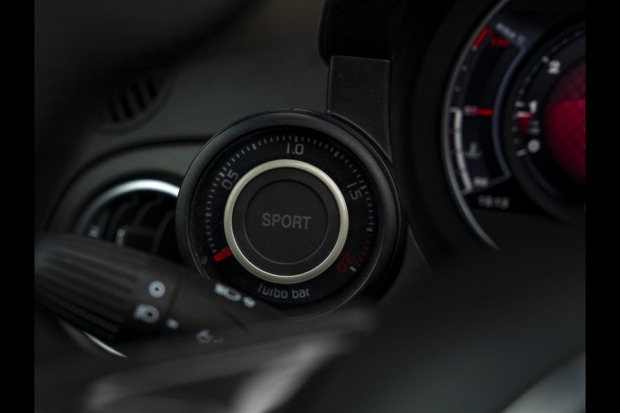 Fiat 500C Abarth 595 Competizione | Beats | Sabelt stoelen