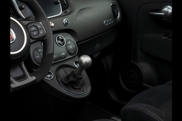 Fiat 500C Abarth 595 Competizione | Beats | Sabelt stoelen