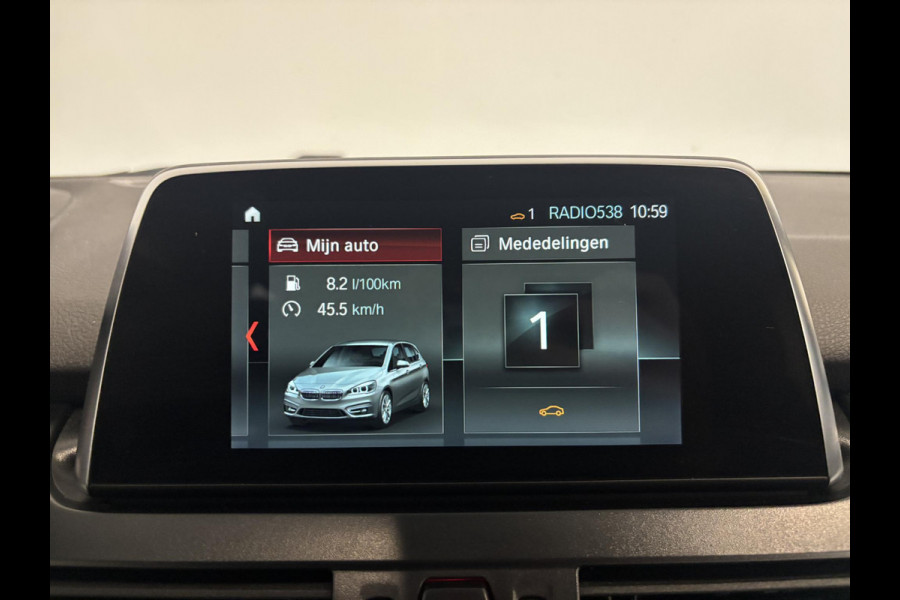 BMW 2 Serie Active Tourer 218i Corporate Lease Executive Navigatie Airco Cruise Control Lichtmetalenvelgen Parkeersensoren