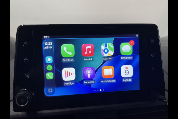 Peugeot Partner 1.5 BlueHDI Premium Navigatie Apple Carplay Android Auto Parkeersensoren achter Cruise Control Airco